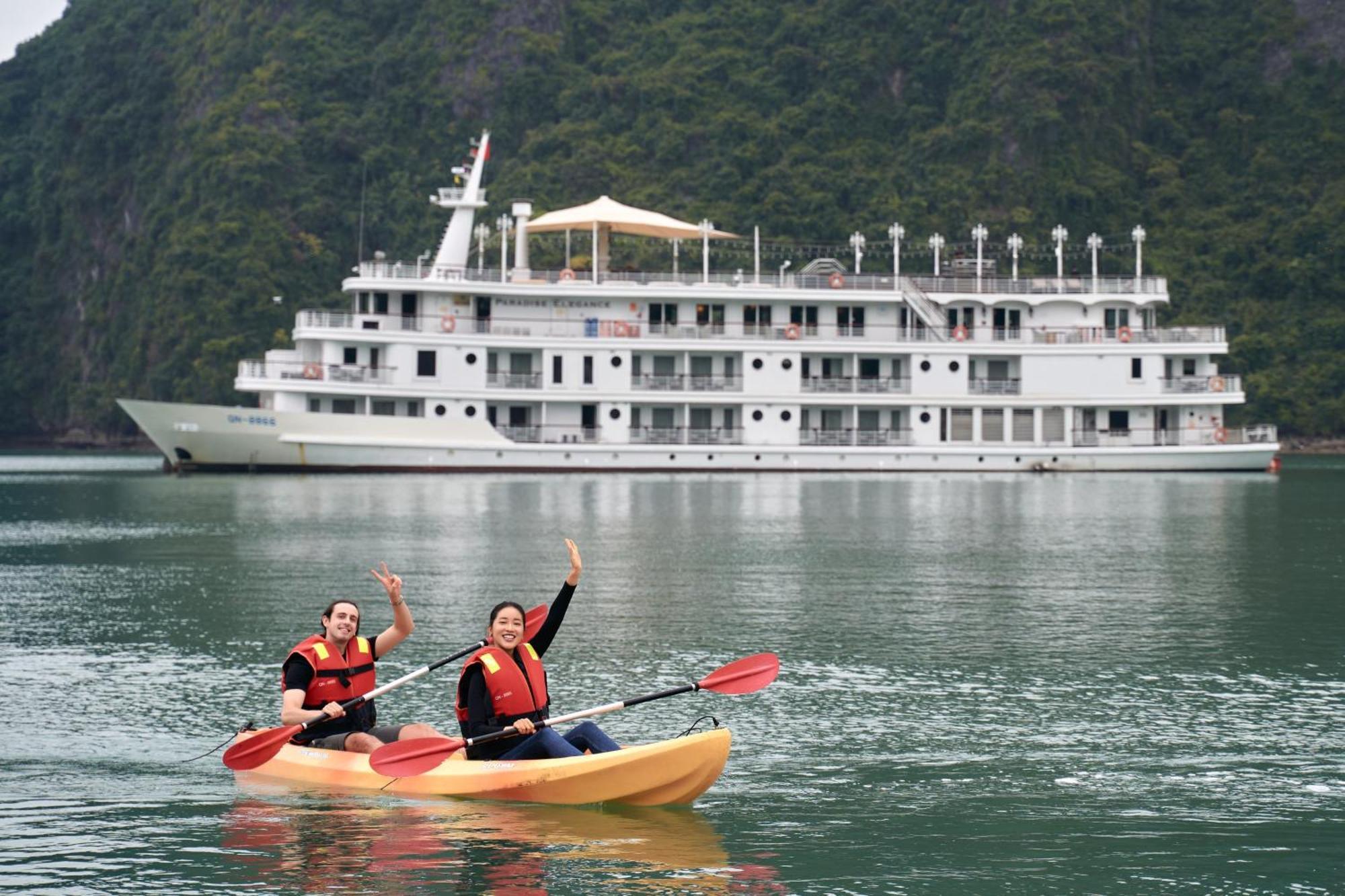 Paradise Elegance Cruise Halong Ha Long Exterior foto