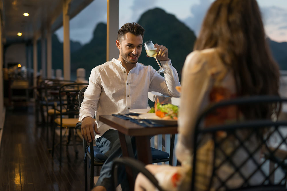 Paradise Elegance Cruise Halong Ha Long Exterior foto