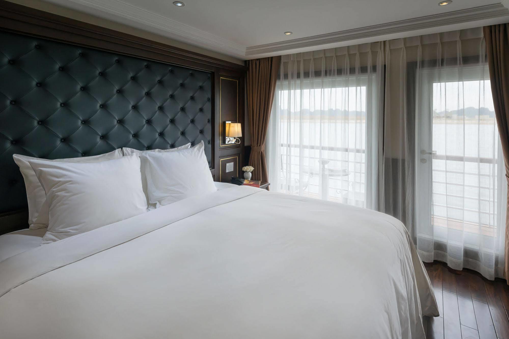 Paradise Elegance Cruise Halong Ha Long Exterior foto